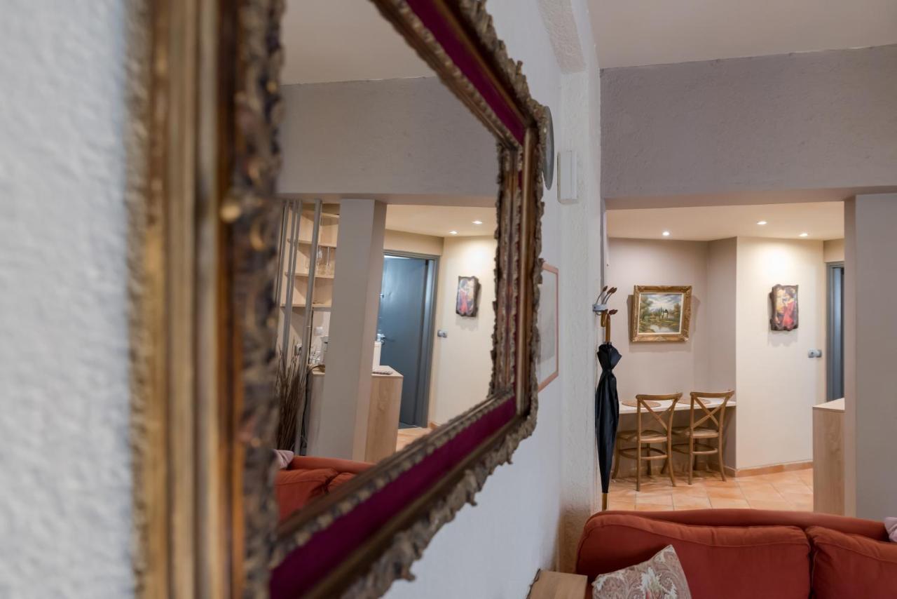 Ferienwohnung The Heart Of Plaka Athen Exterior foto